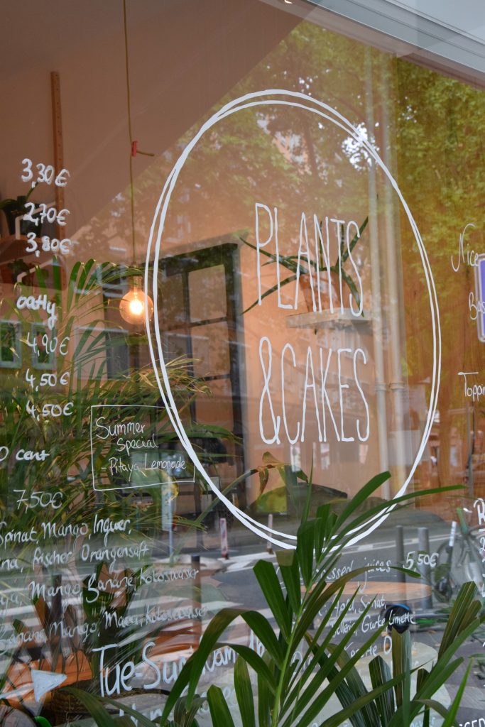 Plants & Cakes