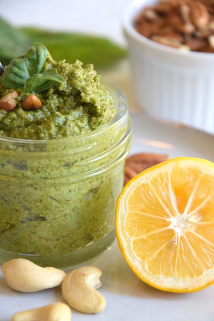 Veganes Basilikum-Pesto